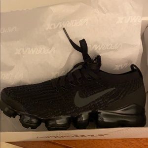 Brand new! Too small for me :/